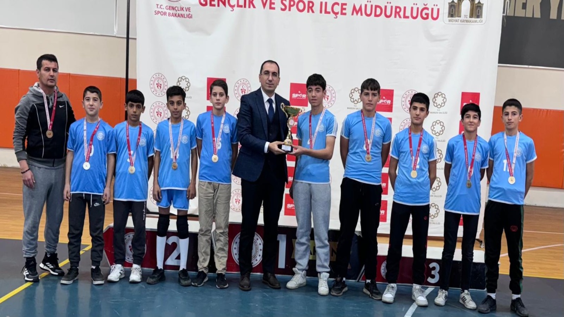 2024-2025 GENÇ ERKEKLER VOLEYBOL MİDYAT ŞAMPİYONU 